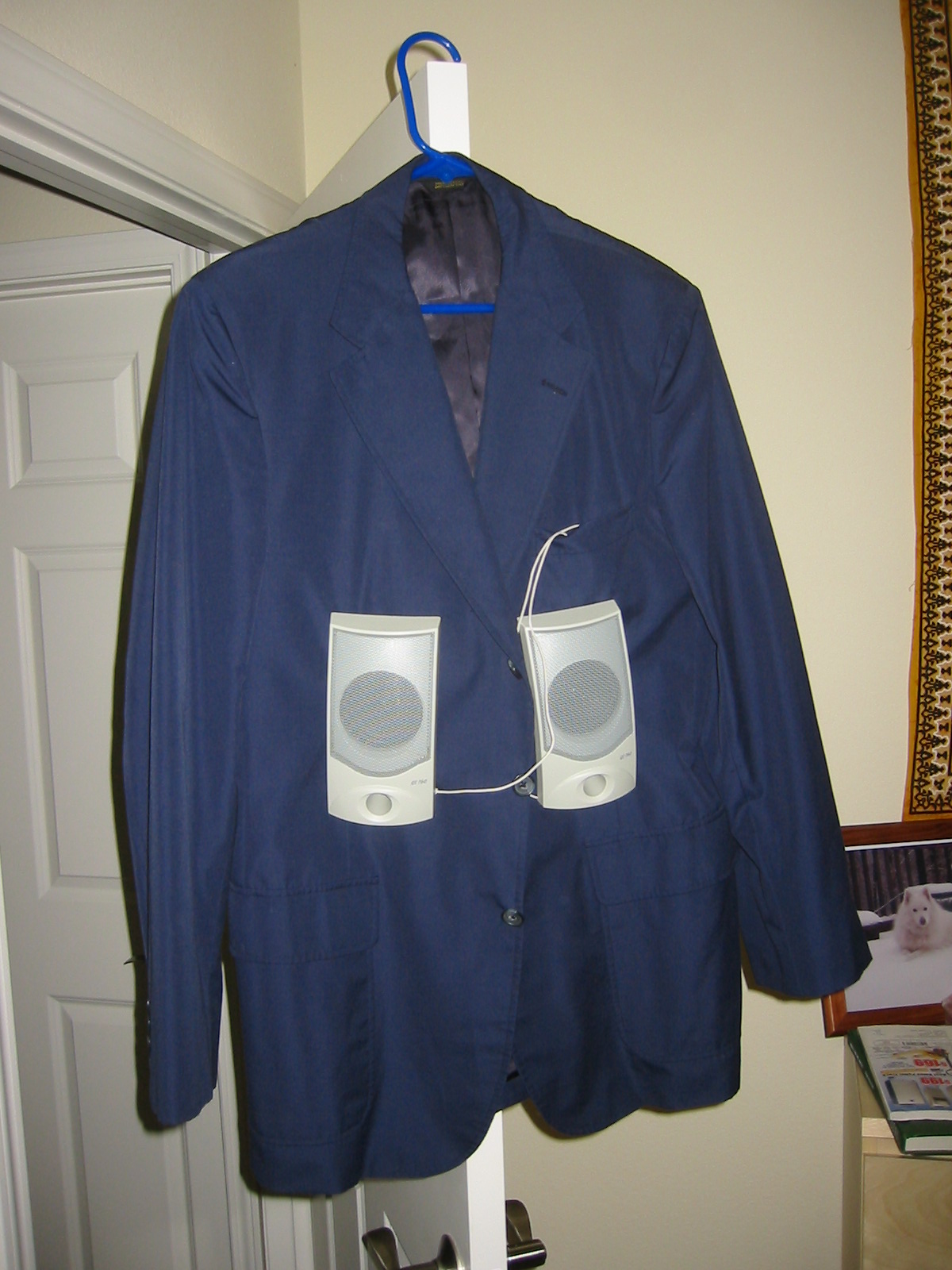 Speaker Jacket 1